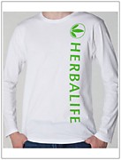 Печать Логотипа и надписи на футболке шелкография